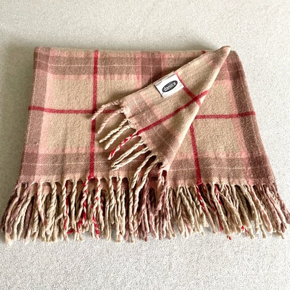 Danica Wool Plaid Throw Camping Picnic Blanket - Picture 2 of 12